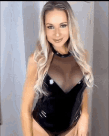 Catsuit Latex GIF - Catsuit Latex Blonde GIFs