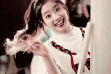 Girl Waving Commercial GIF - Girl Waving Commercial Peace GIFs