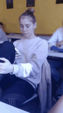 Klaudia Zurai Klaudia GIF - Klaudia Zurai Klaudia Peace Sign GIFs