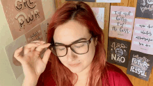 Tirando O Oculos Descrente GIF