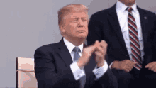 Aplausos Donald Trump GIF - Aplausos Donald Trump Clap GIFs