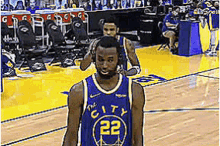 Andrew Wiggins Cool Him Down GIF - Andrew Wiggins Cool Him Down Wiggs GIFs