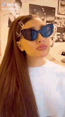 Paige Niemann Ariana Grande GIF - Paige Niemann Ariana Grande Tiktok GIFs
