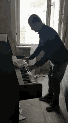 Abbaby Pianist GIF - Abbaby Pianist Piano GIFs
