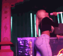Nicki Minaj Jeans GIF - Nicki Minaj Jeans Twerk GIFs
