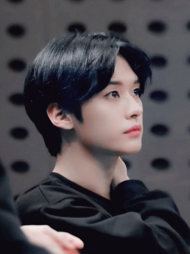 Leeknow Lee Know Straykids GIF - Leeknow Lee Lee Know Straykids ...