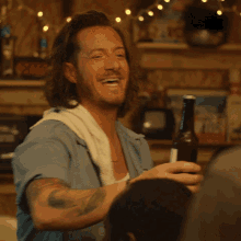 Here You Go Tyler Hubbard GIF - Here You Go Tyler Hubbard Everybody Needs A Bar Song GIFs