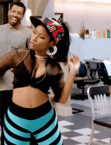 Nicki Minaj Rappin GIF - Nicki Minaj Rappin Dance GIFs