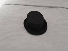 Tophat Item Pickup GIF - Tophat Hat Item Pickup GIFs