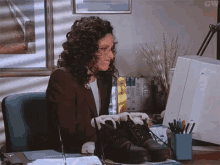 Julia Louis Dreyfus Seinfeld GIF - Julia Louis Dreyfus Seinfeld Angry GIFs