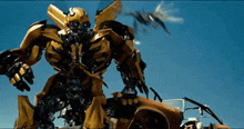 Transformers Bumblebee GIF - Transformers Bumblebee Squash Bug GIFs