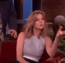 Emily Vancamp Revenge GIF - Emily Vancamp Revenge The Resident GIFs