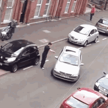 parallel parking fail bad driver directing traffic