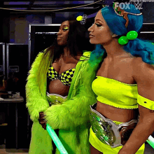 Sasha Banks Naomi GIF - Sasha Banks Naomi Wwe Womens Tag Team Champions GIFs
