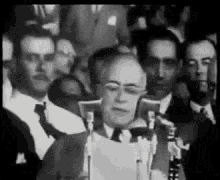 Discurso De1951de Vargas Speech GIF - Discurso De1951de Vargas Speech President GIFs