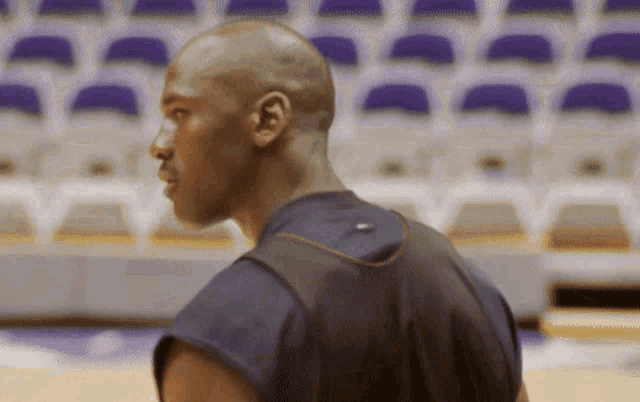 michael-jordan-look.png