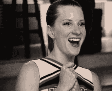Glee Brittany Pierce GIF - Glee Brittany Pierce Clapping GIFs