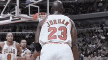 Guarded Michael Jordan GIF - Guarded Michael Jordan Basketball GIFs