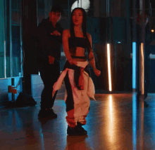 Hip Shake Jhene Aiko GIF - Hip Shake Jhene Aiko A And B Song GIFs