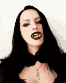 Gothic Girl Goth Girl GIF - Gothic Girl Goth Girl Vampire Girl GIFs