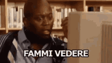 Fammi Vedere Mostrami Oddio GIF - Let Me See Show Me Oh My God GIFs