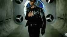 Diddy Tell GIF - Diddy Tell Me GIFs