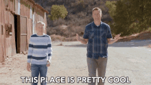 This Place Pretty GIF - This Place Pretty Cool GIFs