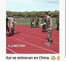 Militar China GIF - Militar China Risa GIFs