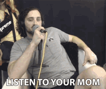 Listen To Your Mom Hear Your Mom Out GIF - Listen To Your Mom Hear Your Mom Out Pay Attention To Your Mom GIFs