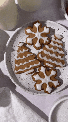 Gingerbread Cookies Dessert GIF