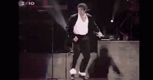 Michael Jackson Dance GIF - Michael Jackson Dance Foot Works GIFs