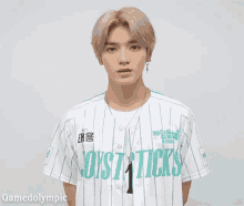 self introduction im taeyong from nct hi hello greet