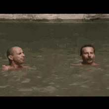 Nuoto Sincronizzato GIF - Aldo Giovanni E Giacomo Nuoto Sincronizzato Tre Uomini E Una Gamba GIFs