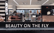 Beauty On The Fly Hide And Seek GIF - Beauty On The Fly Hide And Seek Peekaboo GIFs