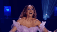 Hilarious Leona Lewis GIF - Hilarious Leona Lewis Queen Of The Universe GIFs