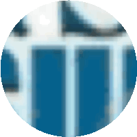 a blurry picture of a blue and white circle