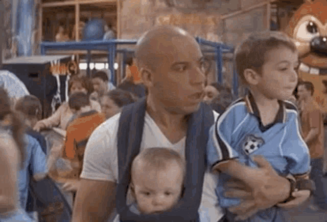 QUESTIONNAIRE PERSONNAGE - Page 2 The-pacifier-vin-diesel