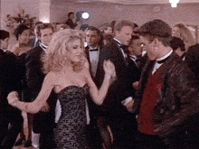 Donna Martin Prom GIF - Donna Martin Prom 90210 GIFs