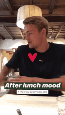 De Ligt After Lunch Mood GIF - De Ligt After Lunch Mood Heart GIFs