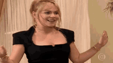 Vivianne Pasmanter Pasmanter GIF - Vivianne Pasmanter Pasmanter Clapping GIFs