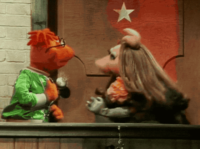 nuez veneno veredicto Muppets Muppet Show GIF - Muppets Muppet Show Scooter - Discover & Share  GIFs
