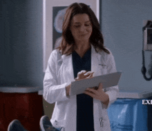 Greys Anatomy Amelia Shepherd GIF - Greys Anatomy Amelia Shepherd Tablet GIFs