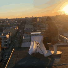 Jeremy Cohen Jerm Cohen GIF - Jeremy Cohen Jerm Cohen Pizza On Rooftop GIFs