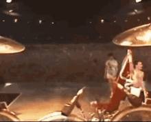 Freddie Bulsara Freddie Mercury GIF - Freddie Bulsara Freddie Mercury Deacy GIFs