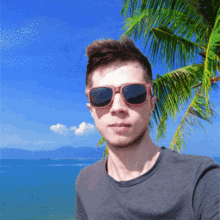 Shades Boy GIF - Shades Boy Selfie GIFs