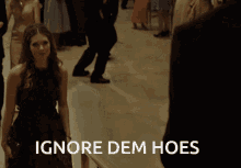 Ignore Ignore Her GIF - Ignore Ignore Her Ignore Dem Hoes GIFs