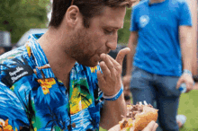 Tiesnomnom Burger GIF - Tiesnomnom Burger Park GIFs