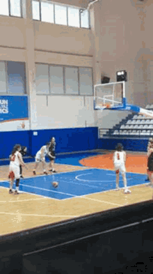 Dunyanınenguzelgifi Basketball GIF - Dunyanınenguzelgifi Basketball Girl Basket GIFs