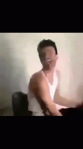 Mouth Shotgun GIF - Mouth Shotgun Shotgun In Mouth - Discover & Share GIFs