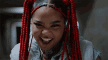 Laughing Zoe Wees GIF - Laughing Zoe Wees Thats How It Goes Song GIFs